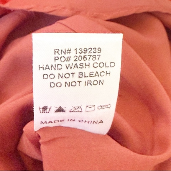 DO+BE Vibrant Red Satin Romper L - Picture 8 of 8